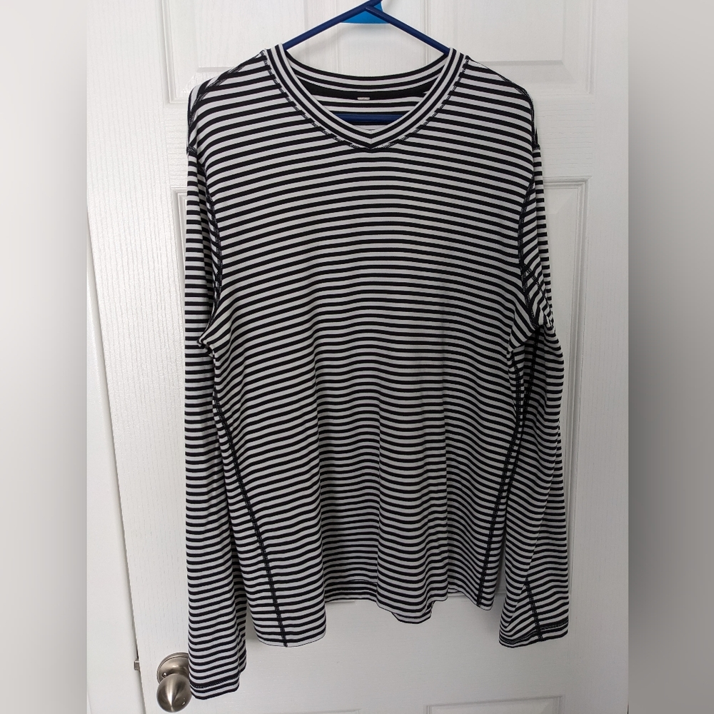 Lululemon Striped long sleeve Athletic shirt Mens XL